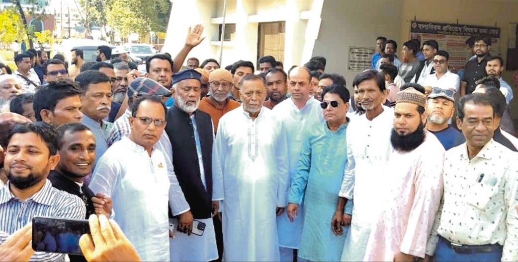 কুমিল্লার কোন আসনে প্রার্থী কারা