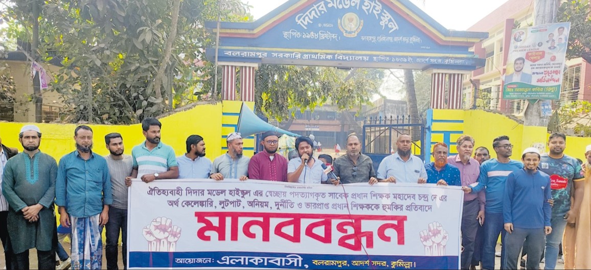 Ozini yuvayotgan jojalarning yashirin kamerasi