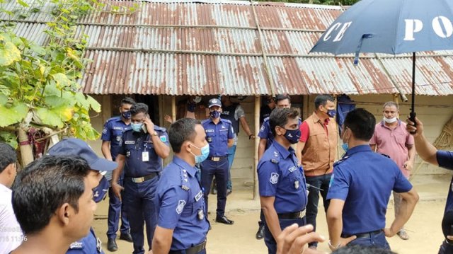 সিলেটে ৩ জনকে গলা কেটে হত্যায় পারিবারিক বিরোধ দেখছে পুলিশ