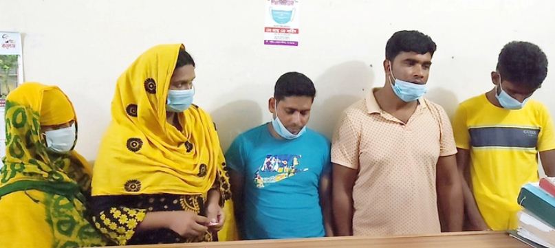 অশ্লীল শর্টফিল্ম-টিকটক তৈরি, দুই নারীসহ ৫ জনের কারাদণ্ড