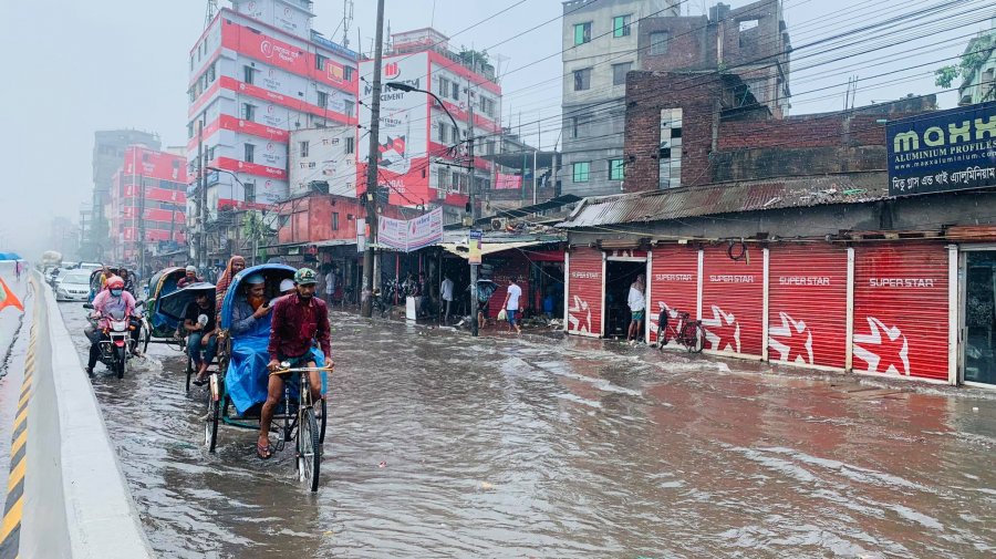 ভারী বৃষ্টির আশঙ্কা, নদীবন্দরে ১ নম্বর সতর্ক সংকেত