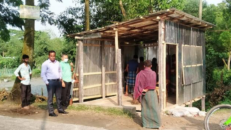 দেবিদ্বারে অবৈধ দোকান ঘর অপসারণ দেবিদ্বারে অবৈধ দোকান ঘর অপসারণ