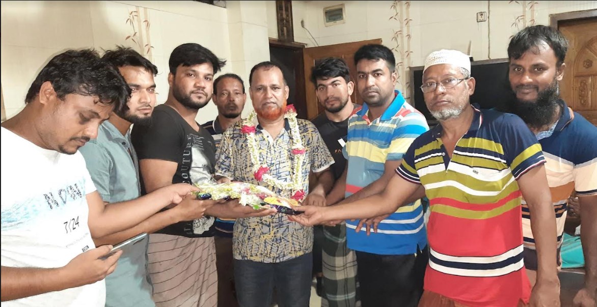 চান্দিনা পৌর যুবদল আহবায়ক কে সংবর্ধনা