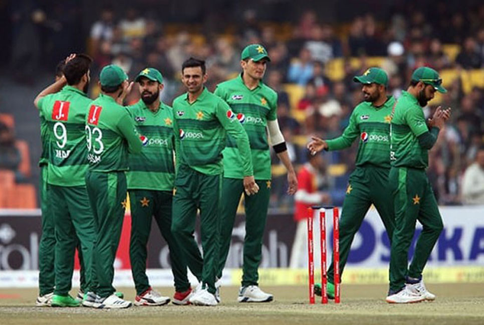 ১২ বছর আগের স্মৃতি ফেরাতে মরিয়া পাকিস্তান