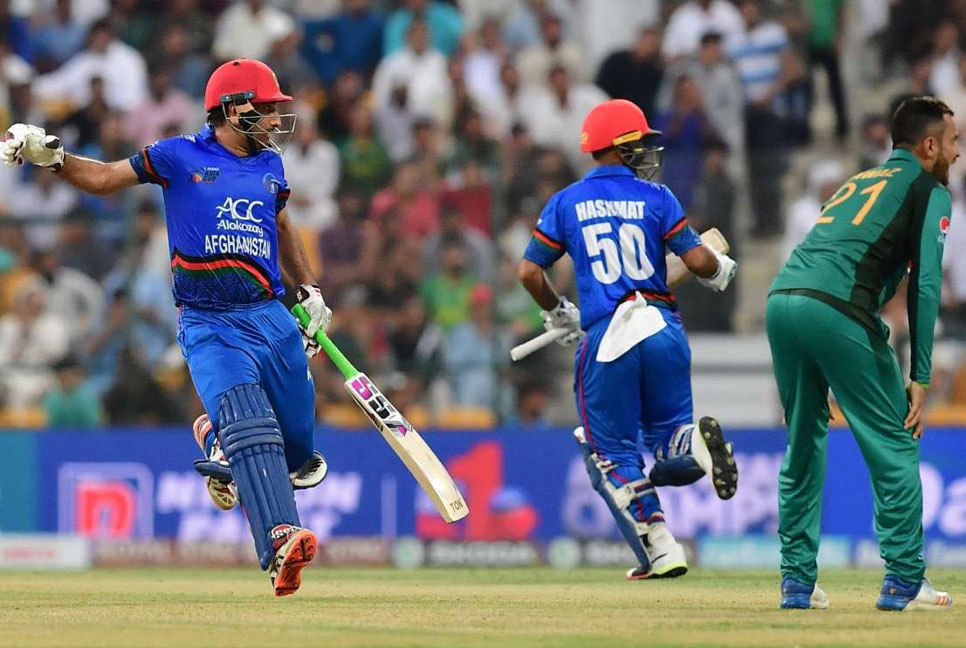 পাকিস্তান-আফগানিস্তান ম্যাচের যে অনাকাঙ্ক্ষিত ঘটনায় ক্ষমা চাইল আইসিসি