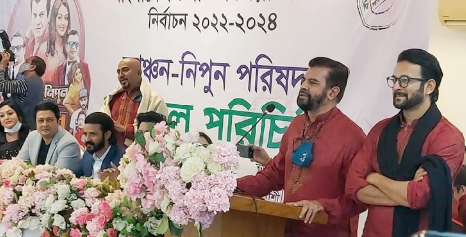 জায়েদ খানকে বিয়ে করতে বললেন ইলিয়াস কাঞ্চন