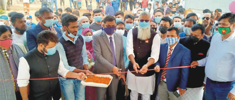 দাউদকান্দি গৌরীপুর বাজারে স্লাটার হাউজ উদ্বোধন