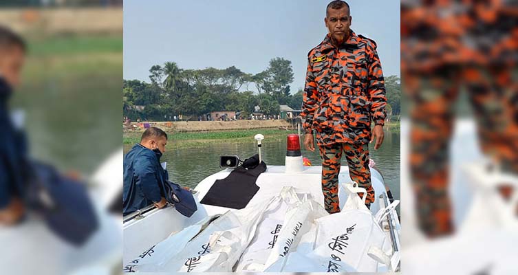 ডাকাতিয়ায় ট্রলার ডুবে কুমিল্লার ৫ শ্রমিকের মৃত্যু ডাকাতিয়ায় ট্রলার ডুবে কুমিল্লার ৫ শ্রমিকের মৃত্যু