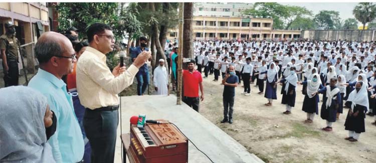 নৈতিক শিক্ষায় শিক্ষিত হওয়ার আহবান জেলা প্রশাসকের নৈতিক শিক্ষায় শিক্ষিত হওয়ার আহবান জেলা প্রশাসকের