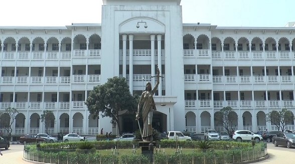 রমজানে প্রাথমিক বিদ্যালয় বন্ধ রাখার রিট ফের ফিরিয়ে দিলেন হাইকোর্ট