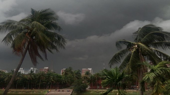 দেশের বিভিন্ন জায়গায় ঝড় ও শিলাবৃষ্টির সম্ভাবনা