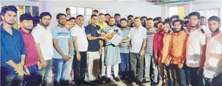 ইউসুফ মোল্লা টিপুসহ মহানগর বিএনপির নেতৃবৃন্দকে শুভেচ্ছা ইউসুফ মোল্লা টিপুসহ মহানগর বিএনপির নেতৃবৃন্দকে শুভেচ্ছা