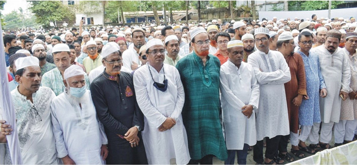 আহমেদ নিয়াজ পাভেলের মায়ের জানাজা সম্পন্ন আহমেদ নিয়াজ পাভেলের মায়ের জানাজা সম্পন্ন