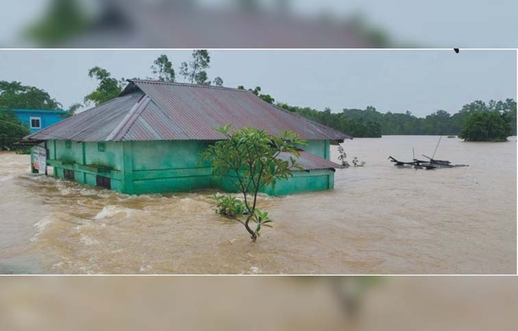 বন্যায় বিপর্যস্ত সিলেটে দুর্ভোগ চরমে