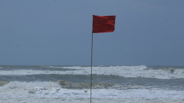 সাগরে নিম্নচাপ, জলোচ্ছ্বাসের শঙ্কা