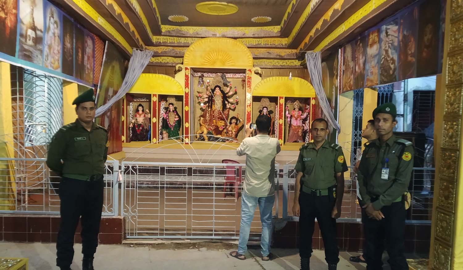 কুমিল্লায় ৫ হাজার আনসার সদস্য মোতায়েন কুমিল্লায় ৫ হাজার আনসার সদস্য মোতায়েন
