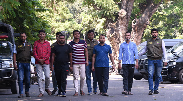 নিয়োগ পরীক্ষার প্রশ্ন ফাঁস: বিমানের ৫ কর্মকর্তা-কর্মচারী রিমান্ডে