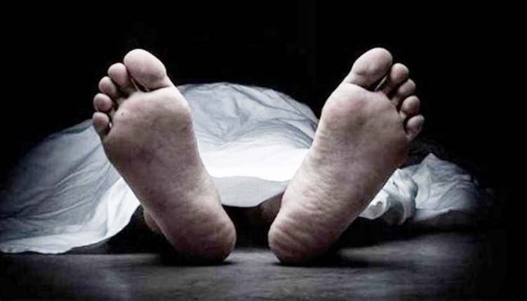  জুয়ার আসর থেকে ধাওয়া খেয়ে মৃত্যু