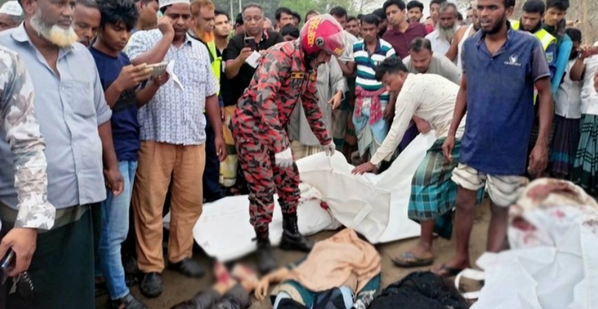 মাদারীপুরে সড়ক দুর্ঘটনায় নিহত বেড়ে ২০