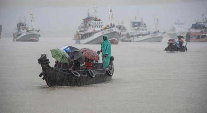সব নদীবন্দরে সতর্কতা সংকেত