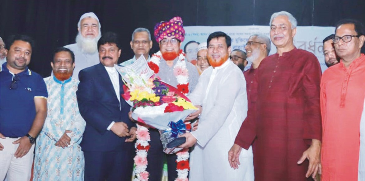 এমপি বাহারকে দোকান মালিক সমিতির সংবর্ধনা