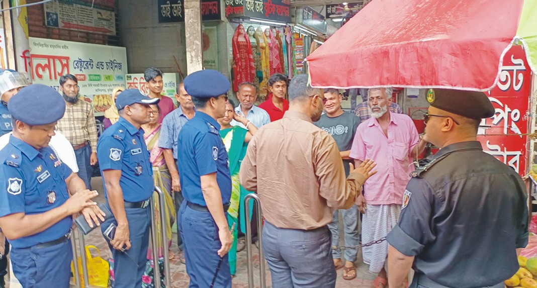 কুমিল্লার পরিস্থিতি নিয়ন্ত্রণে 