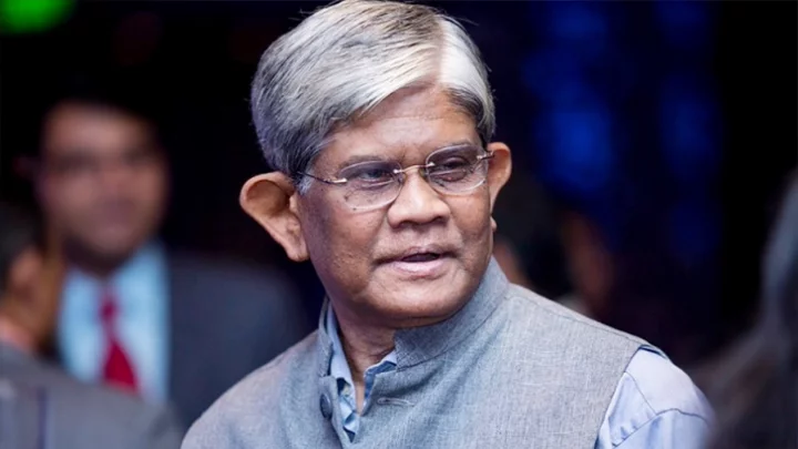 উপদেষ্টাদের কার কী পরিচয়?