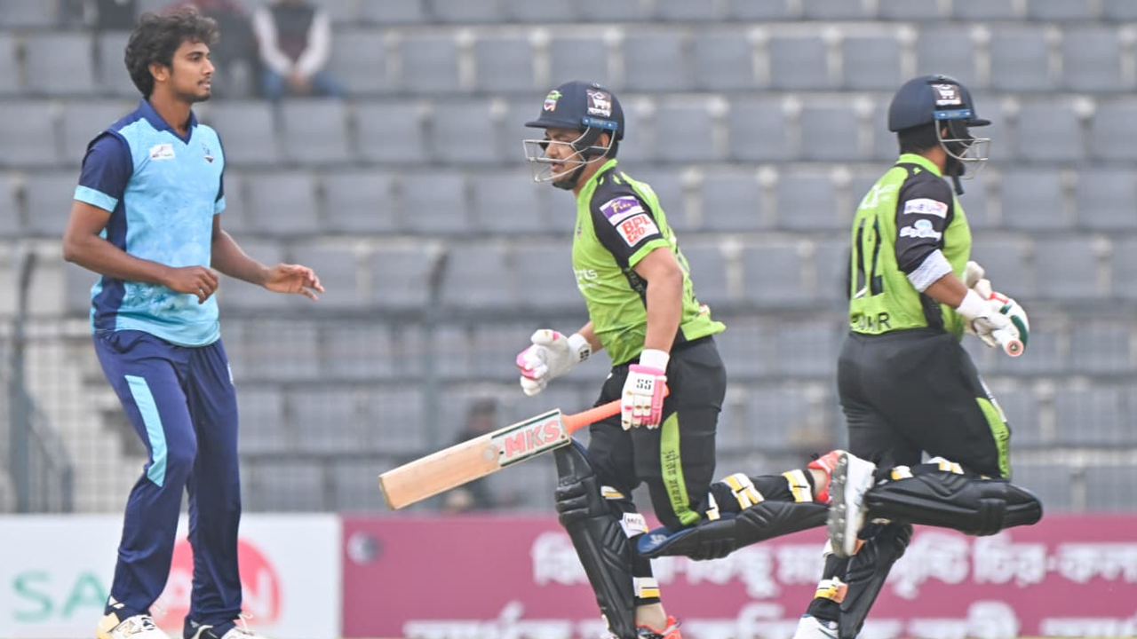 নোয়াখালীর টানা চতুর্থ হার, জয়ে ফিরল সিলেট